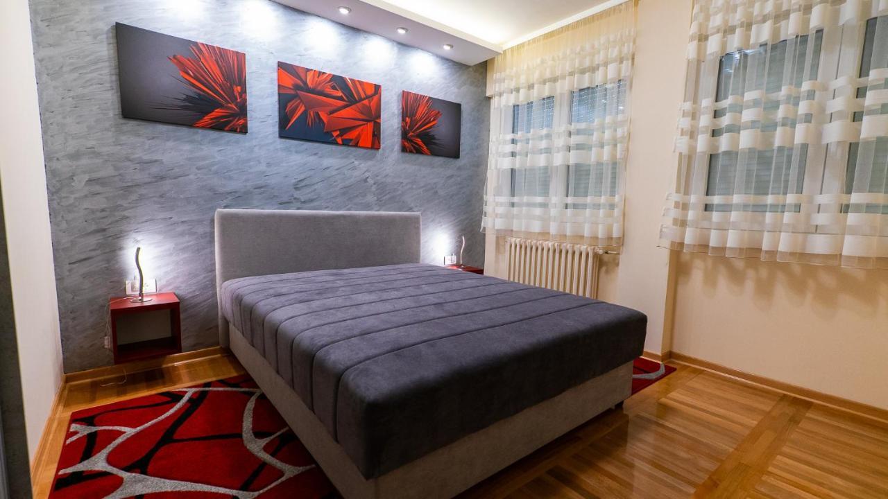 Burgundy Belgrad